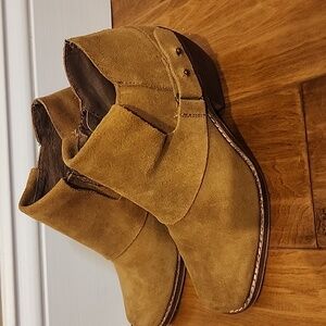 MTNG Originals Stylish Tan Ankle Booties 6